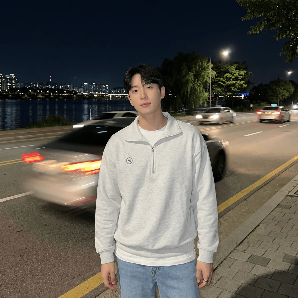 GS No. 17 Metro Pullover - Image 2
